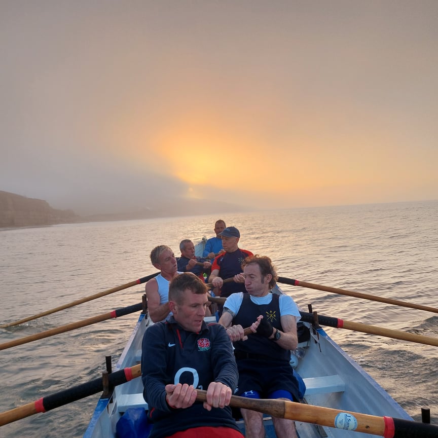 At long last the wind dropped and we got back on the water, and what a cracking morning it was too! Here are our super Supervets in the early boat for one of their final training sessions ahead of next week's <a href="/SwanageRowing/">Swanage Rowing Club</a> regatta. Looking good chaps!
#gigrowing #dorset