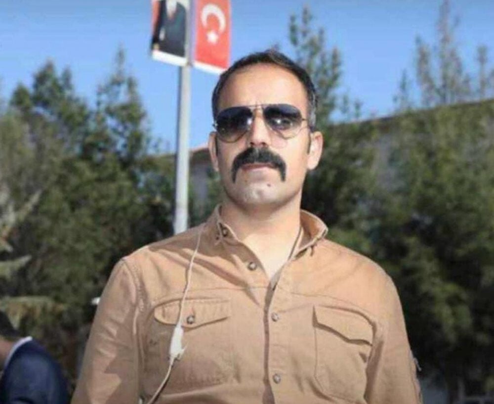BozkurtCaps's tweet photo. ŞEHİDİN VAR TÜRKİYE...🇹🇷

Terör örgütü YPG/PKK Azez yakınlarında Mare'de TSK'ya ait zırhlı aracına saldırdı..

Özel Harekat Polisi, Cihat Şahin (Elazığ) şehit oldu. 🇹🇷 https://t.co/Sjw4xqCL9j