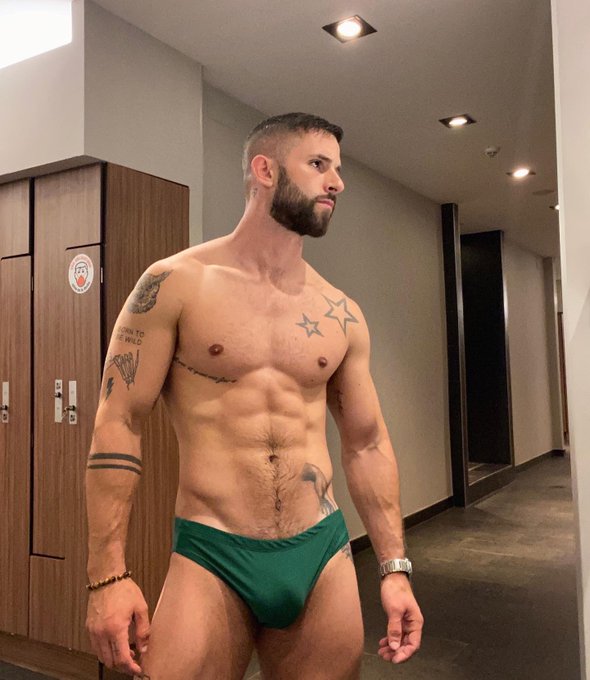 1 pic. Sundays ??? https://t.co/AUXrLSeibW