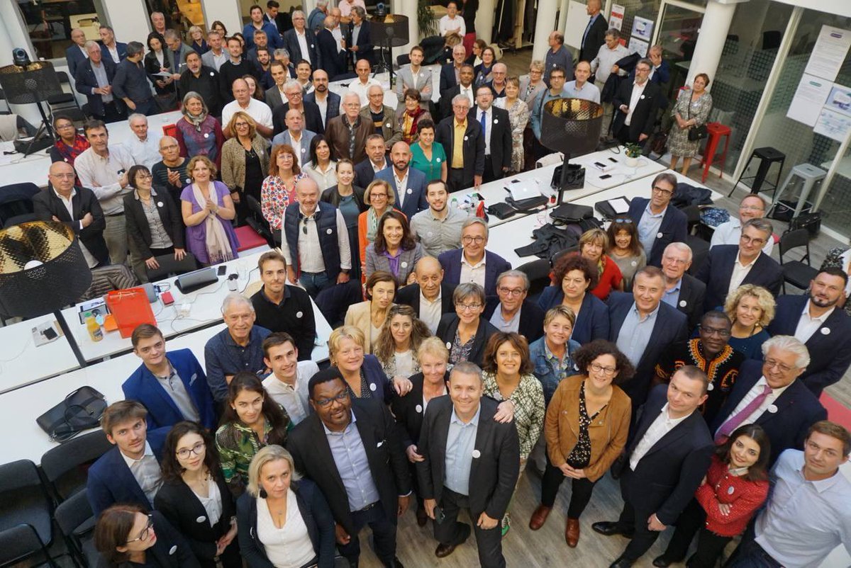 andreaiacovella's tweet photo. #CongresTdP #SocialDemocratie
Honoré de faire partie du Conseil National de #TerritoiresdeProgres aux cotés d’@OlivierDussopt élu président du parti et @EmmWargon Emmanuelle Wargon élue à la tête du Conseil National
#MajoritePresidentielle #Macron2022 https://t.co/R3PAyWF4ty