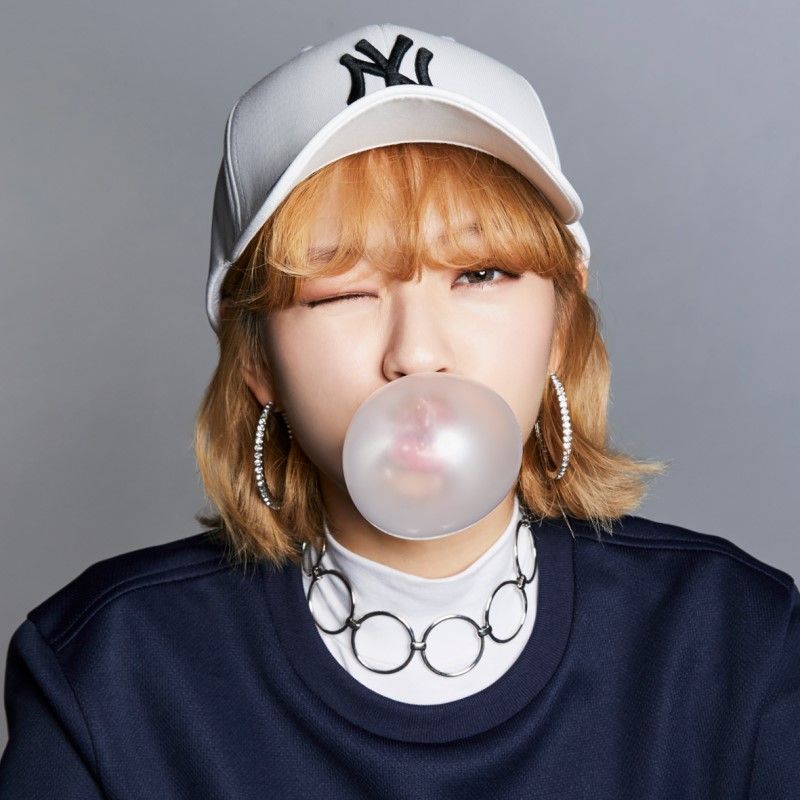 falling_for_yoo's tweet photo. it's 2 years today since this beautiful angel stole my heart. you're my safe place, my happiness and my heart. i love you to pieces and i can't wait to see you back on stage performing healthily and happily. you're doing so well and I'm so proud of you jeong 🐶💚 https://t.co/qnqpkj3Wbq