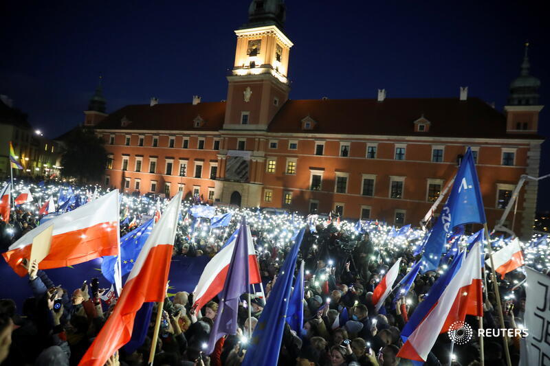 More than 100,000 Poles demonstrated in support of European Union membership after a court ruling that parts of EU law are incompatible with the constitution raised concerns the country could eventually leave the bloc reut.rs/3mM2EtQ