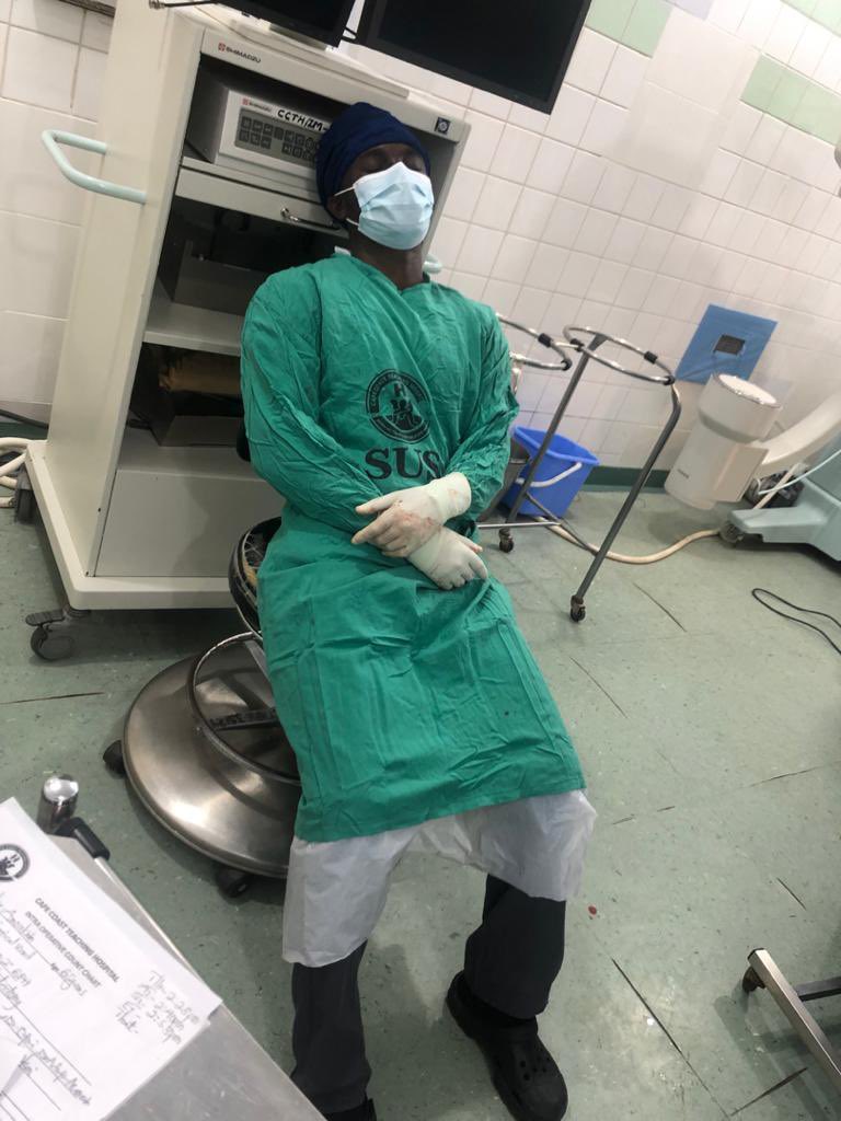 tiago_sebago's tweet photo. That’s what happens when you spend 18hours at the Theatre. 
Today is #WorldMentalHeathDay . Remember to speak out. Remember more than 50% of people don’t know they have depression. 
Still in the month of #BreastCancerAwarenessMonth . https://t.co/XBuDFMRfTh
