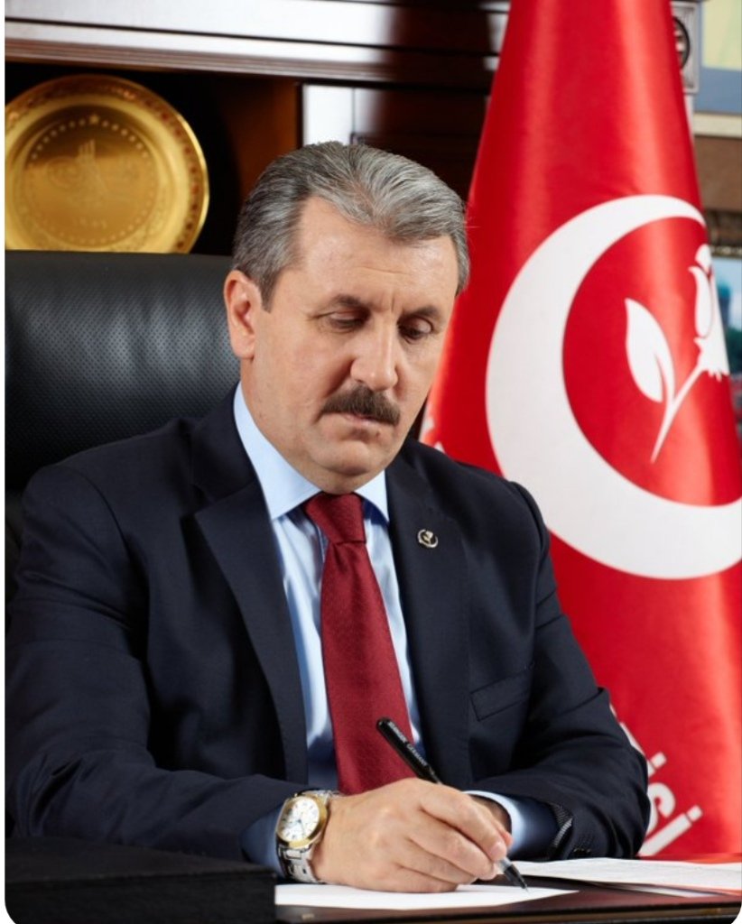 LiyakatliP's tweet photo. @Desticikurumsal Tüm Liyakatli Emektar Ücretli Öğretmenler Platformu olarak Sn @Mustafa_Destici başkanımıza hayırlı yayınlar diliyoruz. 🙏 https://t.co/uDdRmEZJjs