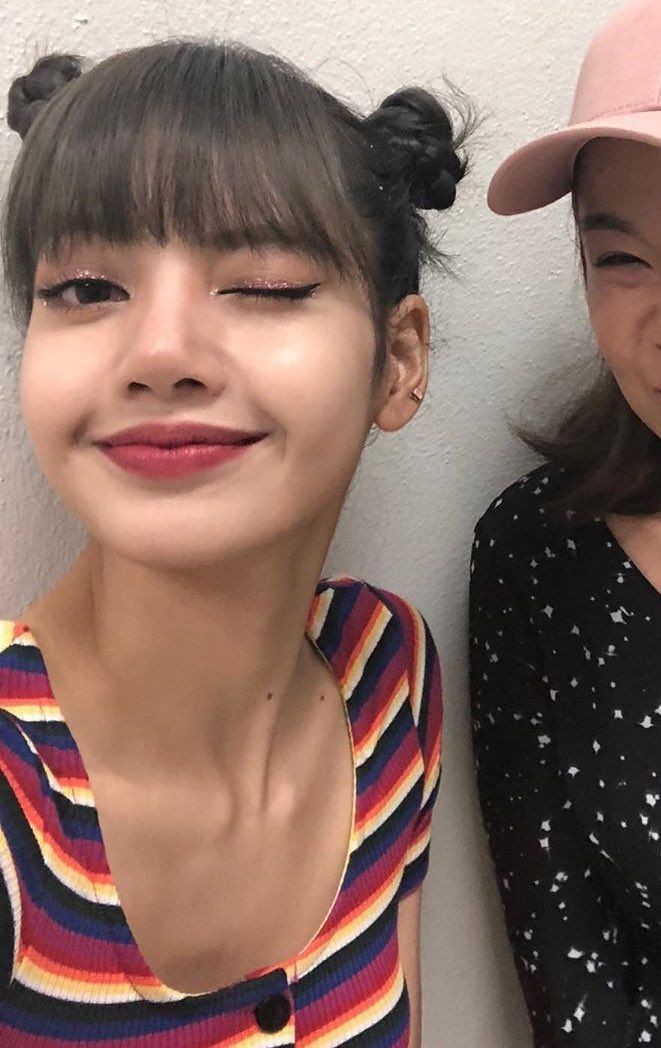 roseitey's tweet photo. Tremenda visual, te beso mi vida,
#LisaBeautiful #lisadancer #blackpinkdiamond
#LISA #LisaPretty #LisaPerfect #LisaCute #LisaBlackPink https://t.co/twTktiP5b7