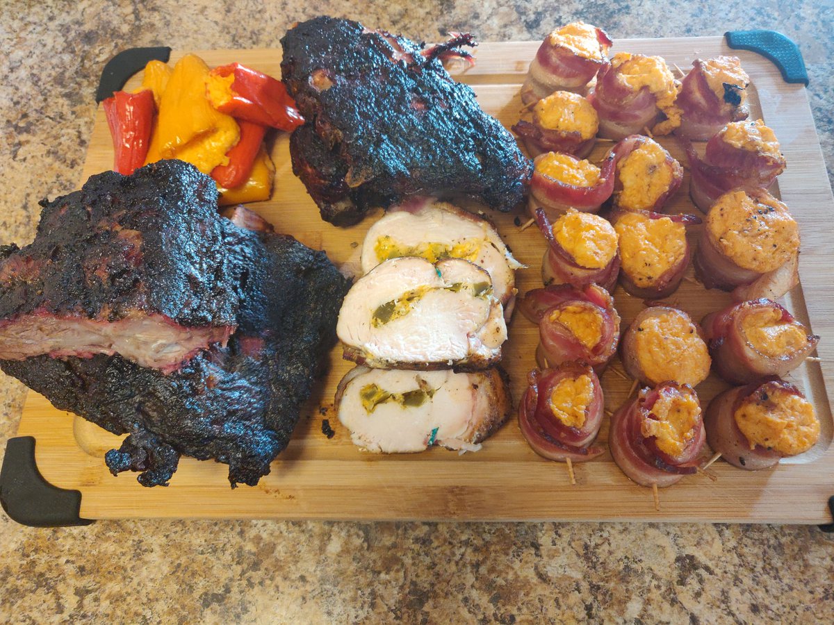 bsnq365's tweet photo. #SmokerSunday  finished product! @Bulldogwgr @JeremyWGR https://t.co/cSRkNPn7t2