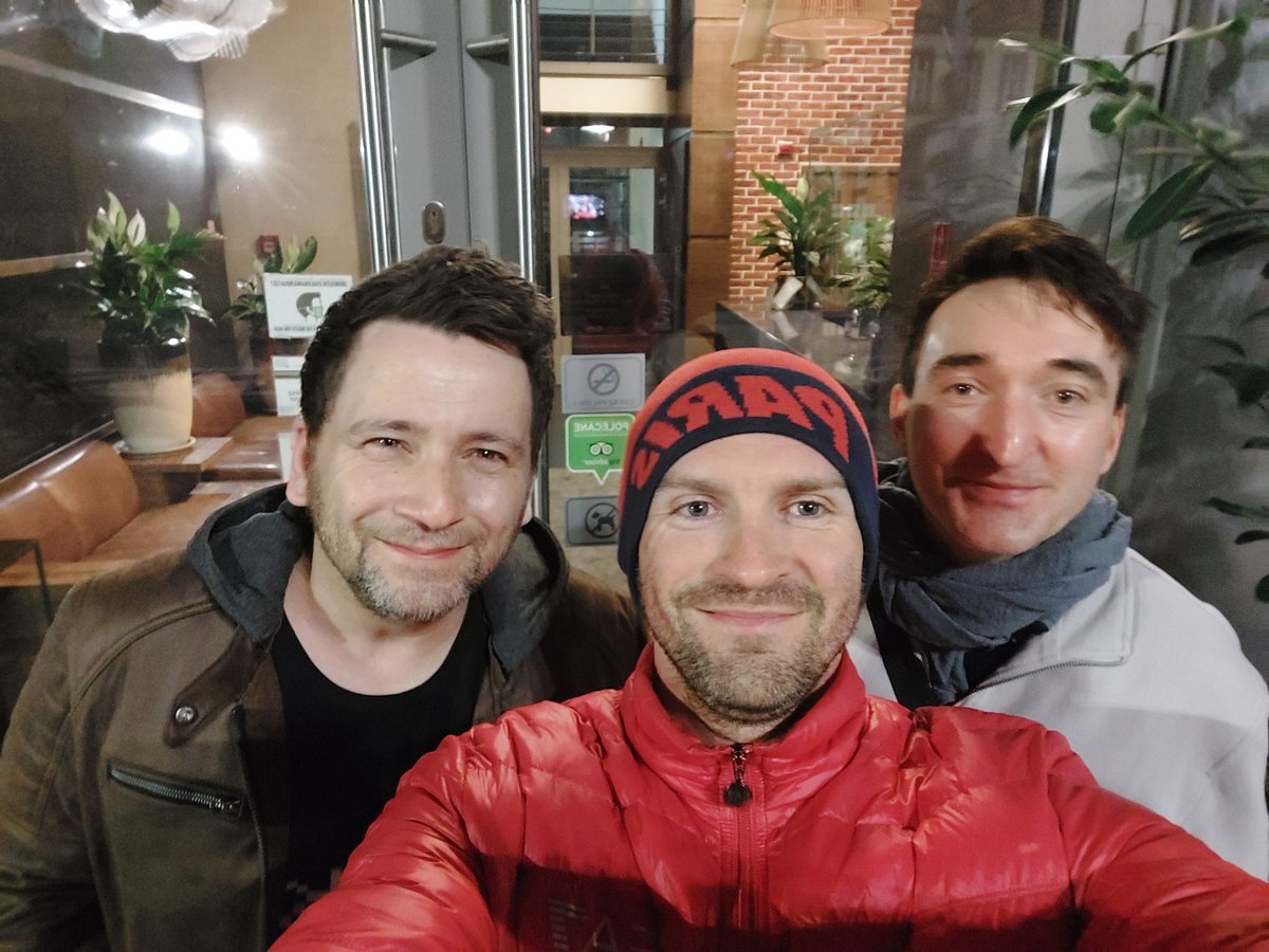 OskiSozanski's tweet photo. 1 night
2 parties
5 djs

Trance Champions 3 and VIZE in da house. 🎧🎧🔥🔥🥳🥳

Thank you my friends @MARCOV @StoneTerm @jochenmiller @VIZEMUSIC !!

#marcov #stonefaceandterminal #jochenmiller #vizemusic #trancechampions #trancechampions3 #trance https://t.co/sJlBvfg1gi