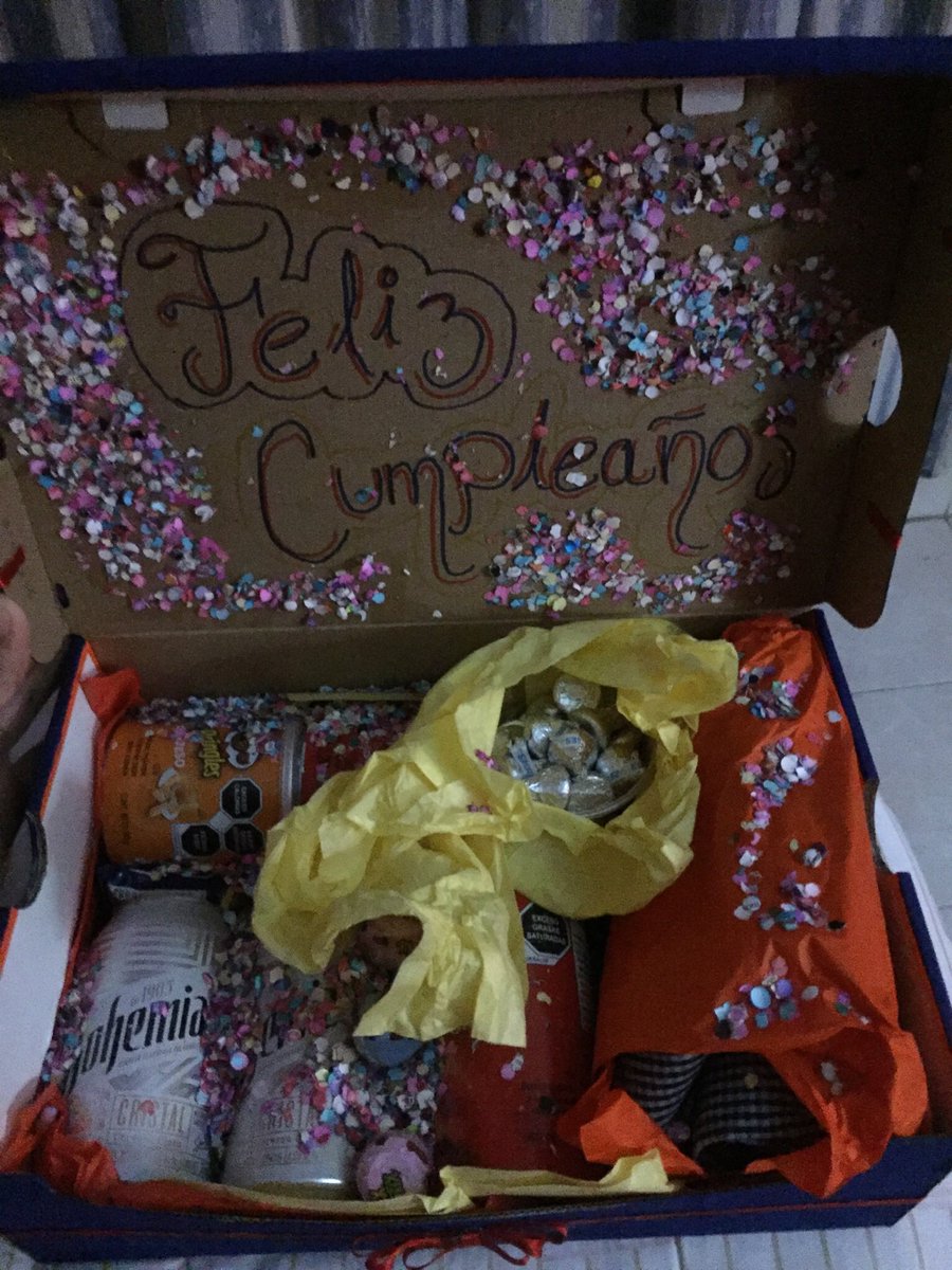 chortriste's tweet photo. Así de consentido sigo !! ☺️😍🎁🎉 #Pumple https://t.co/3NWfL7ohVb