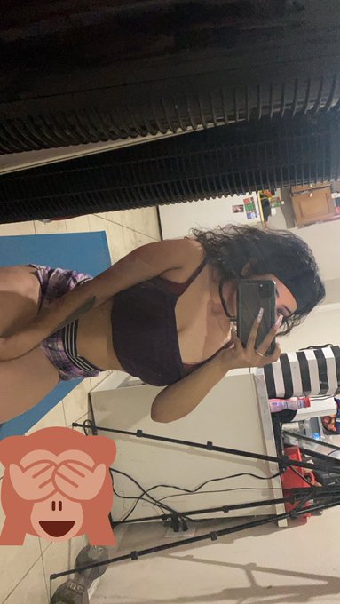 😘🙈💜 https://t.co/4XNPX2B6rD