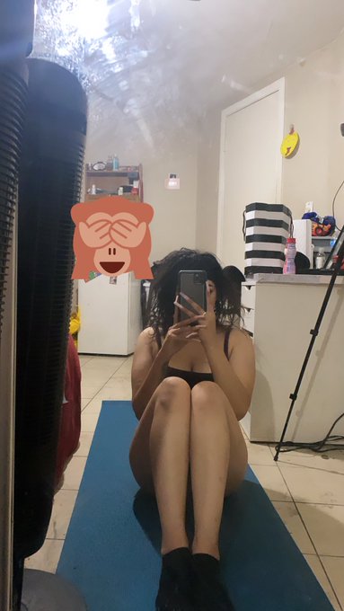 😘🙈💜 https://t.co/4XNPX2B6rD