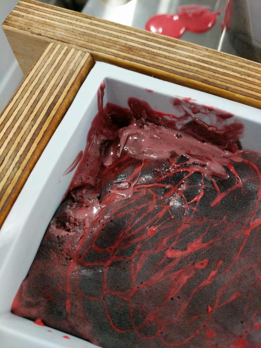 clutchsoap's tweet photo. When f#c$k around and unintentionally make "spooky season" #soap #halloween #handcrafted #ArtistOnTwitter #showerplay # https://t.co/2PSLfeRUoH