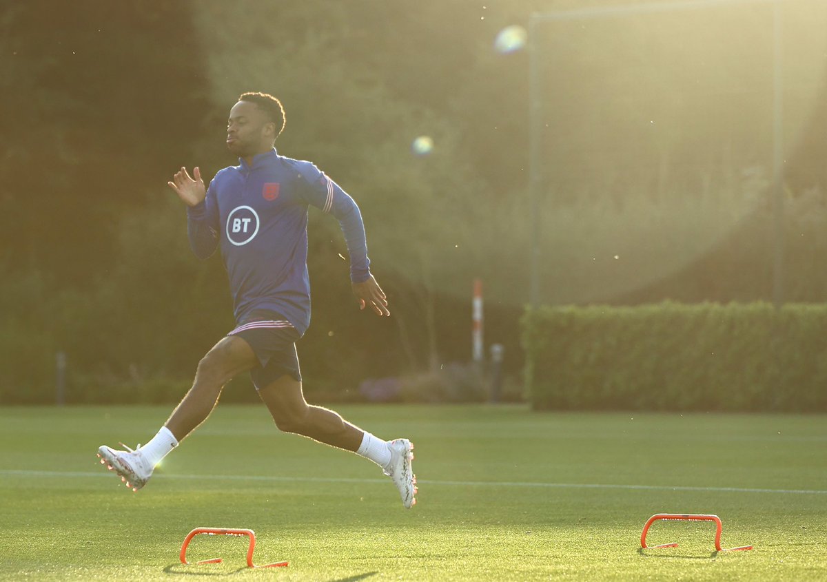 sterling7's tweet photo. Looking forward to Wembley 🏴󠁧󠁢󠁥󠁮󠁧󠁿 #WCQualifiers https://t.co/EevWEp58Nk