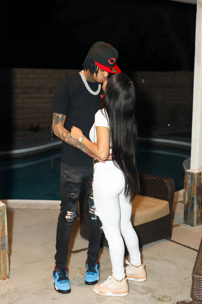 Badazzflow's tweet image. If you keep it real you can get the world outaa me 💕