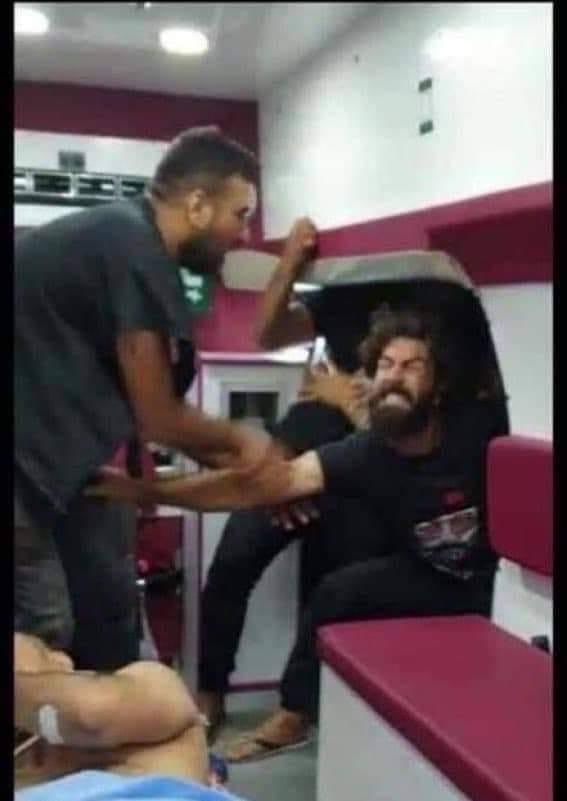 هذه القاتل المكشر عاض سنونه لو ما معتقلي جان هسة يدك ويركص بالشوارع ويه ربعة

 #انتخابات_2021
