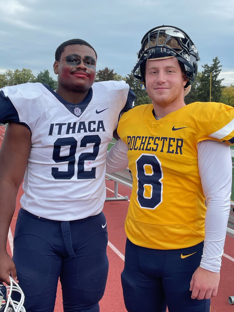handrewschwartz's tweet photo. Former @SFSQuakers teammates, now Liberty League rivals. @natepotts43 & @bschwartz_16 #Quakersforlife https://t.co/R5rq0bn50L