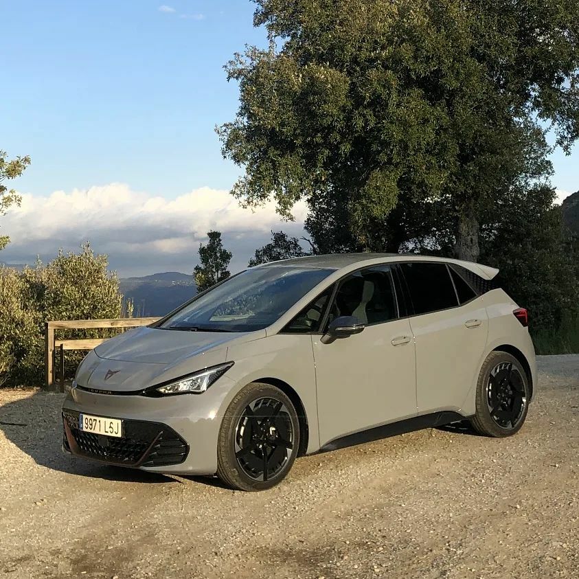 autogefuehl's tweet photo. Driving the all-new Cupra Born. Check out our YouTube review! 🤟
#ad #anzeige #cupraborn #cupra #cupra #seatcupra #cupralove #cupralovers #cuprasport #cupraracing #leoncupra #seatleoncupra #cupraclub #cupraclub_uk #cuprafans #cupraeracer #cuprafr #cuprafamily #cuprafun #ibiz… https://t.co/fDy2QQJfFq