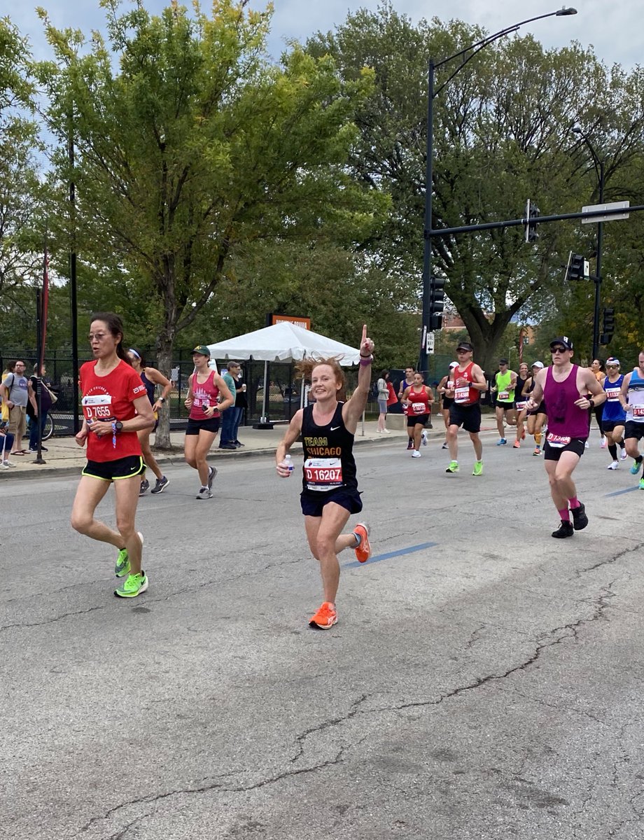 Chicago_Run's tweet photo. Congratulations to everyone who ran the 2021 @chimarathon today! You had to wait an extra year but you crossed that finish line and should be proud. Huge thanks to everyone on #TeamChicagoRun who fundraised for our youth and shoutouts to all #ChicagoRun family we saw out there! https://t.co/dAzlac5cur