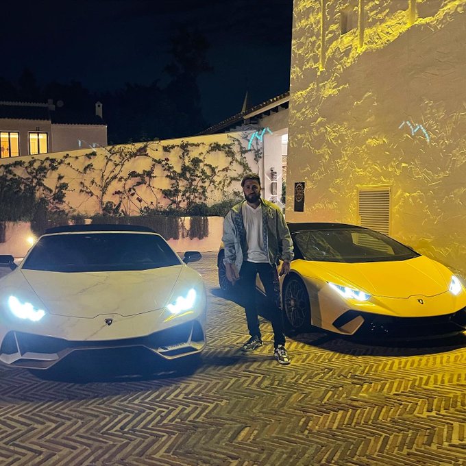 1 pic. My Lambo ??

https://t.co/WtrVXup6cq https://t.co/gjFYLPPvlQ