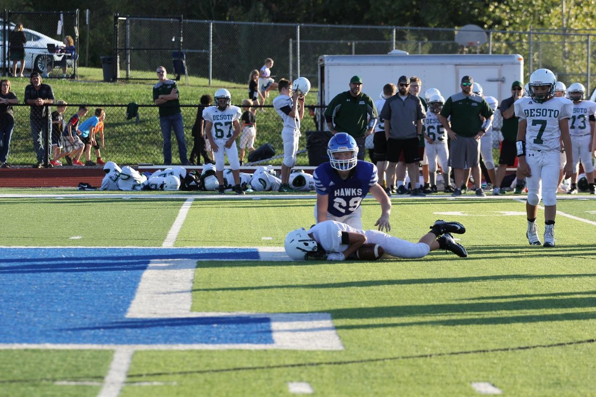 DLitterall's tweet photo. 7th grade football year!! #football #ltrain #29 #hillsboro #hawks https://t.co/vQgtDZrGpl