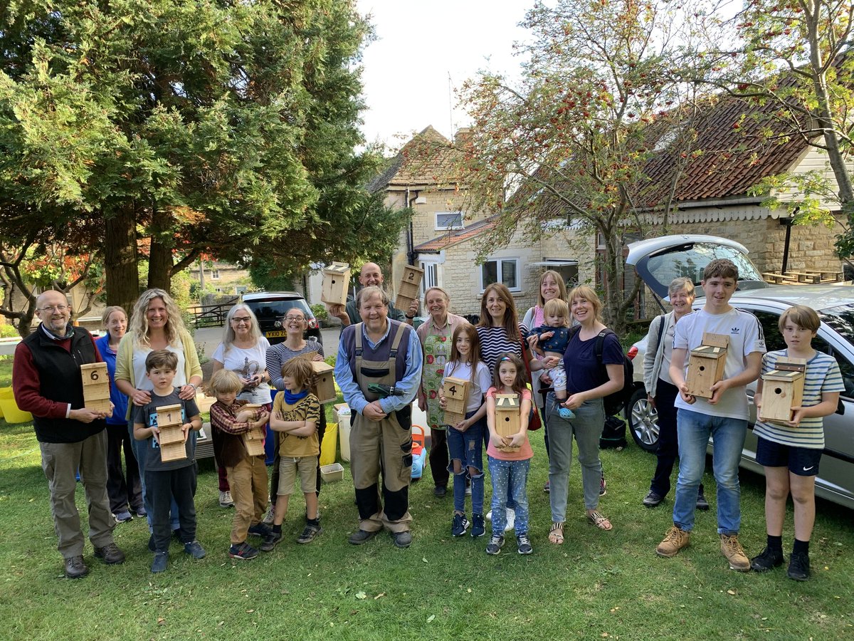 GreenKetton's tweet photo. What a glorious day we had yesterday at our autumn workshops. The sun shone whilst we made delicious apple juice, and we now have lots of bat boxes and bird boxes to put up around Ketton. Many thanks to all those involved. @kettonnews https://t.co/iKxZcRSMIN