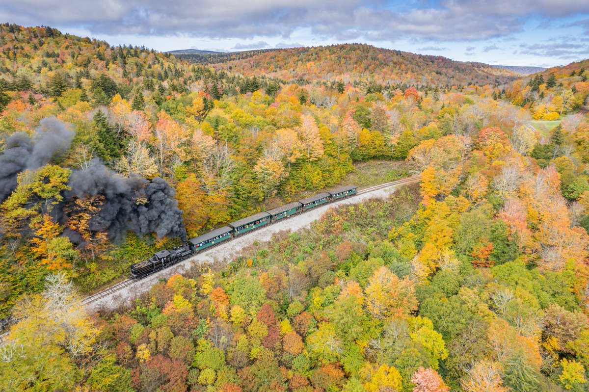 Fall on the Cass Scenic Railroad. Does it get any better? 🍂