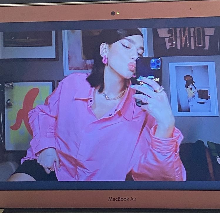 DAYLINNTW's tweet photo. ¿Yo?, ya conectada a la señal del #Happy𝗕𝗹𝗼𝘀𝘀𝗼𝗺𝘀Day🍥, me puse bonita para celebrar el tan ansiado #ONEYEARW𝔹𝕃𝕆𝕊𝕊𝕆𝕄𝕊, muchas felicidades a estos príncipes &amp; let’s #𝗕𝗟𝗢𝗢𝗠𝗜𝗡𝗚TOGETHER por su primer añito !🍰

✦ : 𝒮tar_𝒢url ୨୧ 𝐃ay𝐋inn ✩⡱ https://t.co/0E944r5hgB