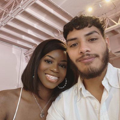 _joslauren's tweet photo. mom&amp;dad #NewProfilePic https://t.co/wJxtiO0IKG