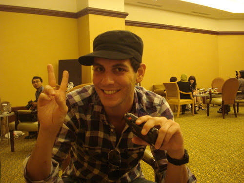 He lives in LA or whatever but it\s already the 11th here so happy birthday gabe saporta 