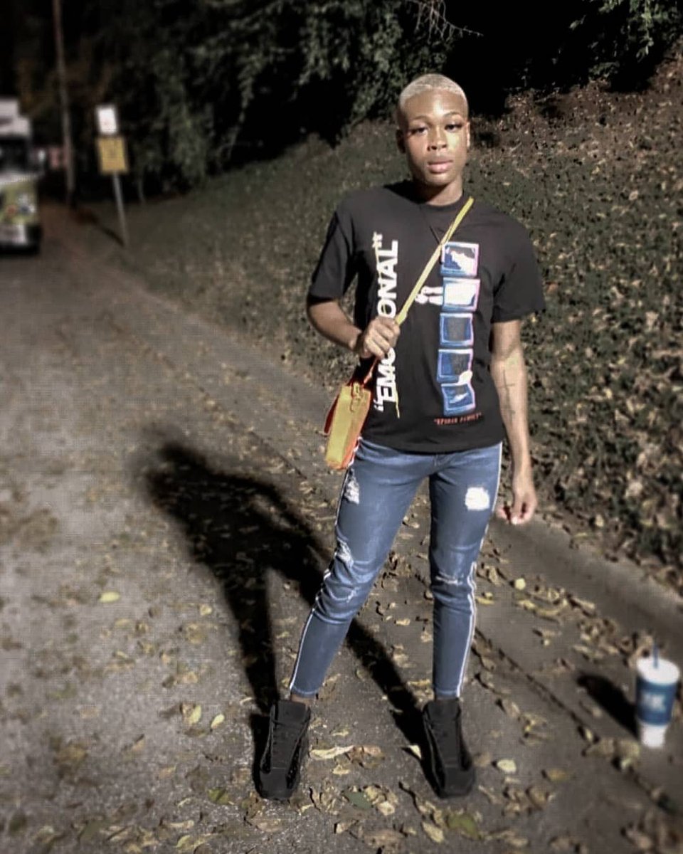vincerewears's tweet photo. EMOTIONS T-SHIRT 🔥

Tap link on bio 💥 
Instagram acc: vincerewears https://t.co/ExWpxKe3wb