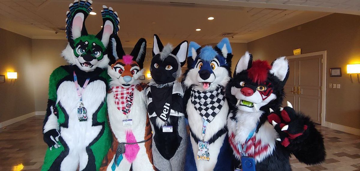 MCFC... Best con.
Especially with such awesome friends! 

Its been too long.