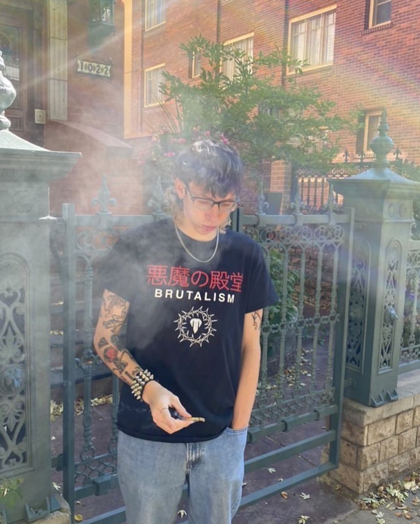 smoked a gold joint with my friend sasha in denver