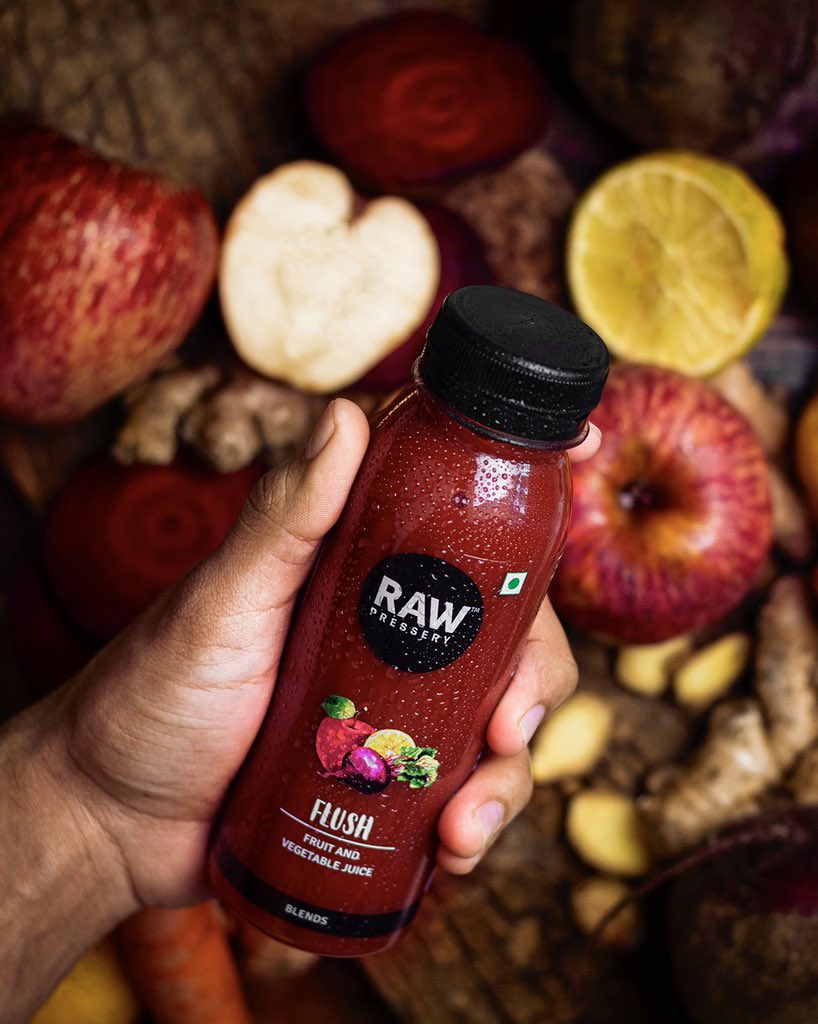 RawPressery's tweet photo. No More Monday Blues. ๐
Here's Flush, a perfect blend of apple, beetroot & carrot, paired with the goodness of lemon & ginger. It's the juice that will help you get over your drowsy Mondays.
#nomoremondayblues #rawpressery #keepingitraw #monday #juice #abc #abcjuice #flush https://t.co/3bftM3cJkb