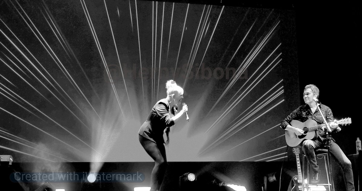 HernySibona's tweet photo. Dinamita y Fuego 
@valerialynch y @Mariano47207630 #Intimo #TeatroOpera IMPERDIBLE el 16 de Octubre,  tenes que estar ahí!!! @TicketekAr 🎫 https://t.co/iVdgGxrcah