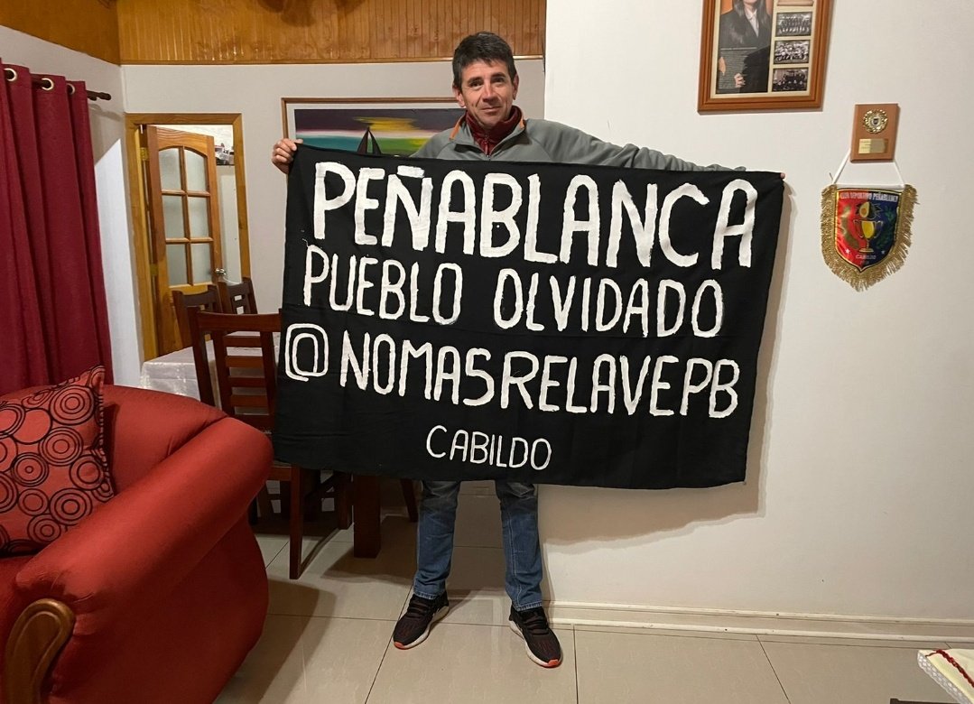 AngeloBorquez61's tweet photo. No + relave en Peñablanca!!!!
Cabildo. #nomasrelaves #nomaszonasdesacrificio #Seguimos https://t.co/484QR5er9E