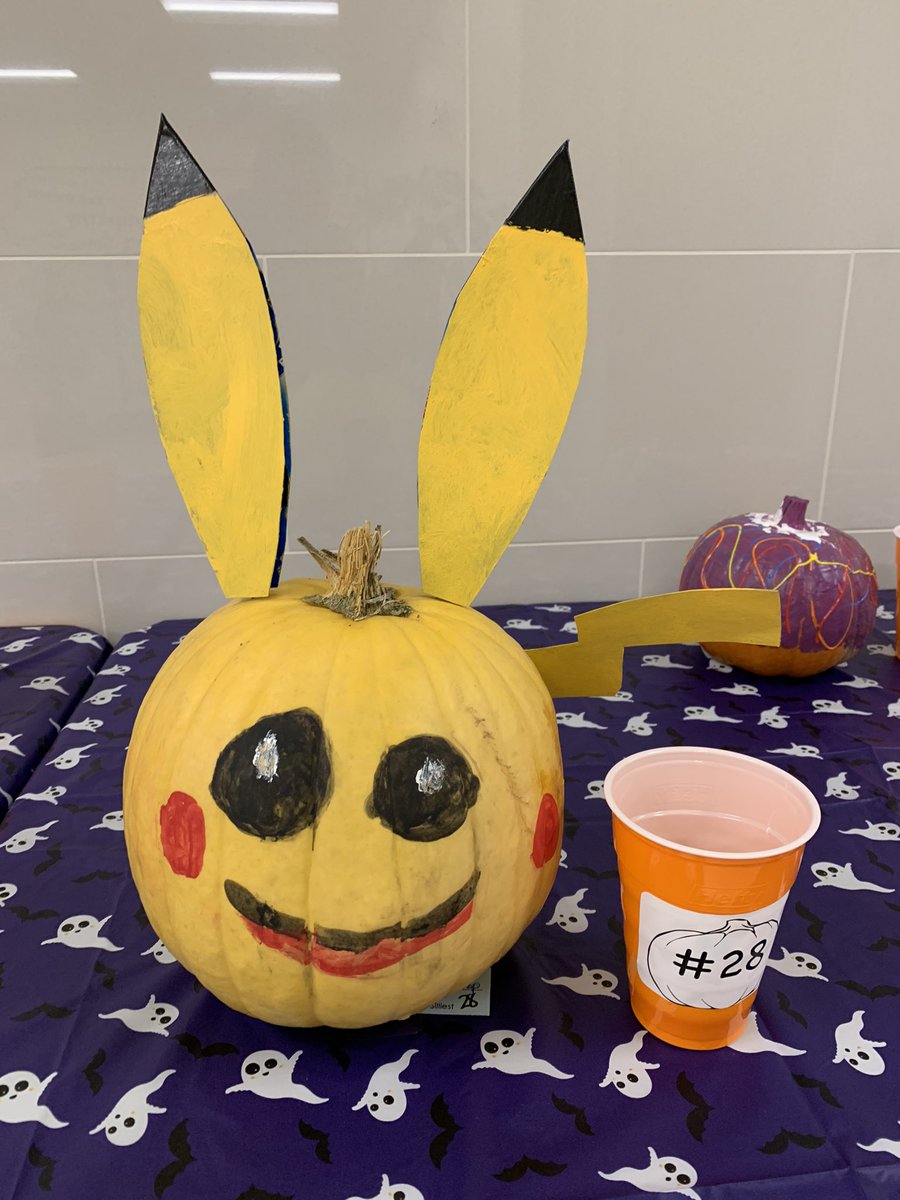 BSES_Eagles's tweet photo. More pumpkin submissions and “Spooky Buddies” on Alumni Field! Thank you @bses_pto and our community partners for making #BSESFallFest possible! https://t.co/IETTp5CHdM