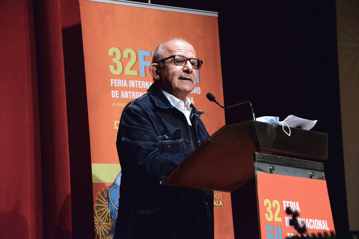 INAHmx's tweet photo. En el cierre de la #32FILAH se presentó la obra México. Grandeza y diversidad, editada por el #INAH, @SEP_mx y @FCEMexico, la cual hace una lectura desde múltiples enfoques sobre la historia del territorio, culturas y civilizaciones del país. #PrensaINAH: https://t.co/2H2JAxuPip https://t.co/mCl8h6MWtZ