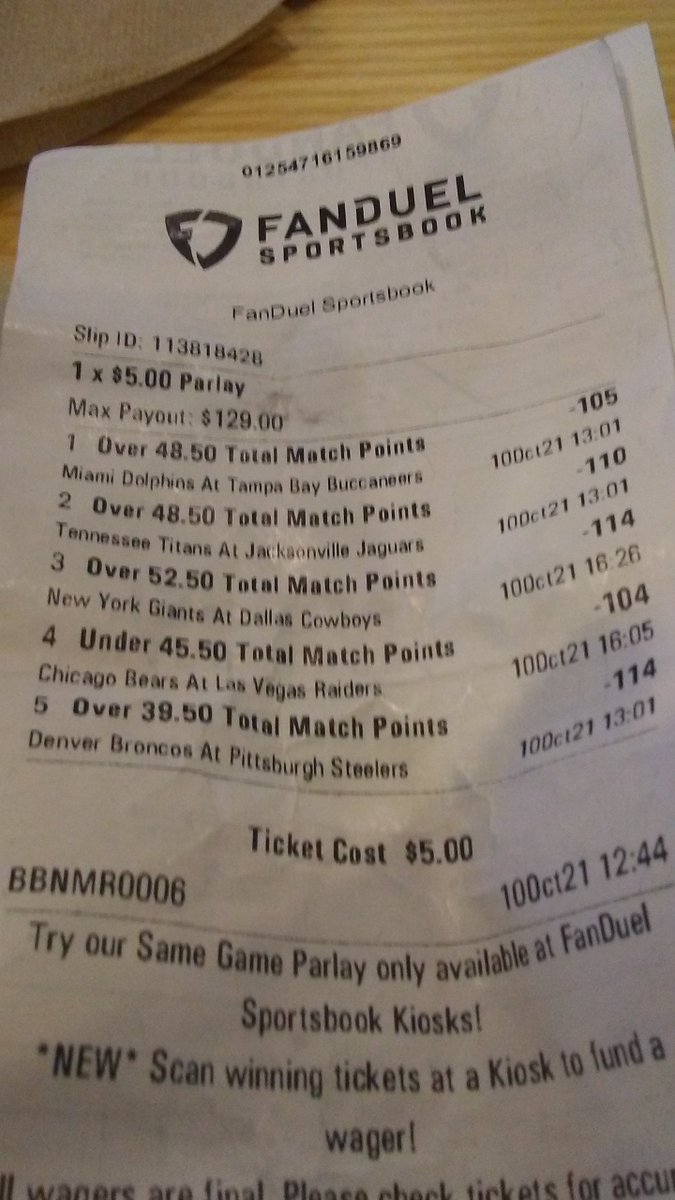 Clappa12's tweet photo. #clappa #sportbetting #mypeople #fanduel #nfl #winner #clappasports yoo finally catch dem @narrowrator @StreakCoolers yea mi up inna it first one for nfl @FanDuel first bet mi catch a jersey inside @FDSBMeadowlands #Brooklyn https://t.co/VX32mtuRBk