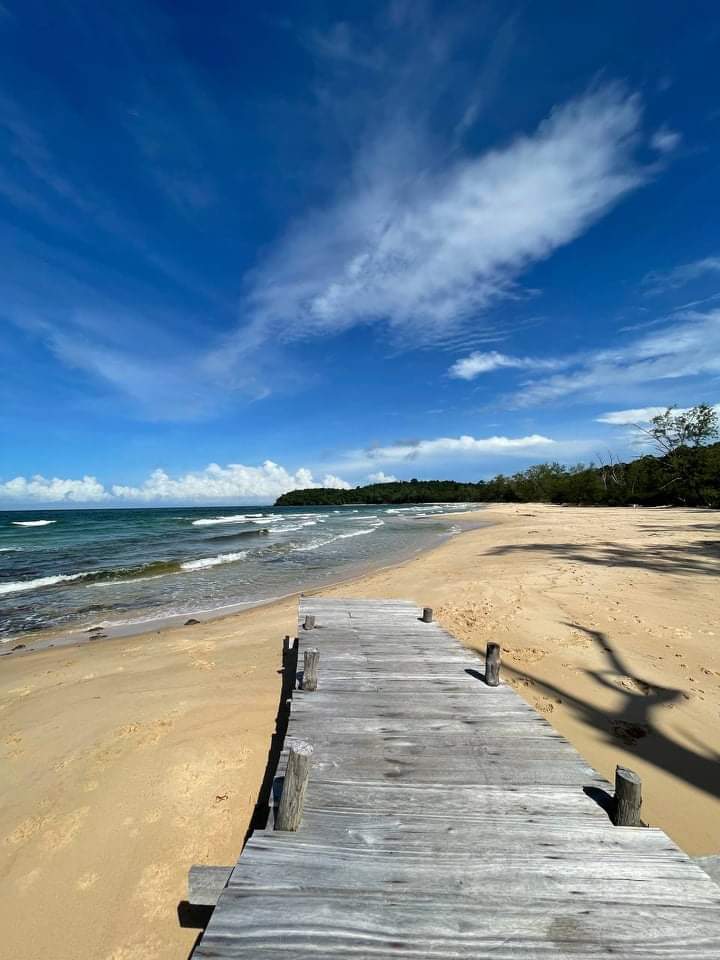 phnompenhtuktuk's tweet photo. Cambodia island https://t.co/qatfRoovuo