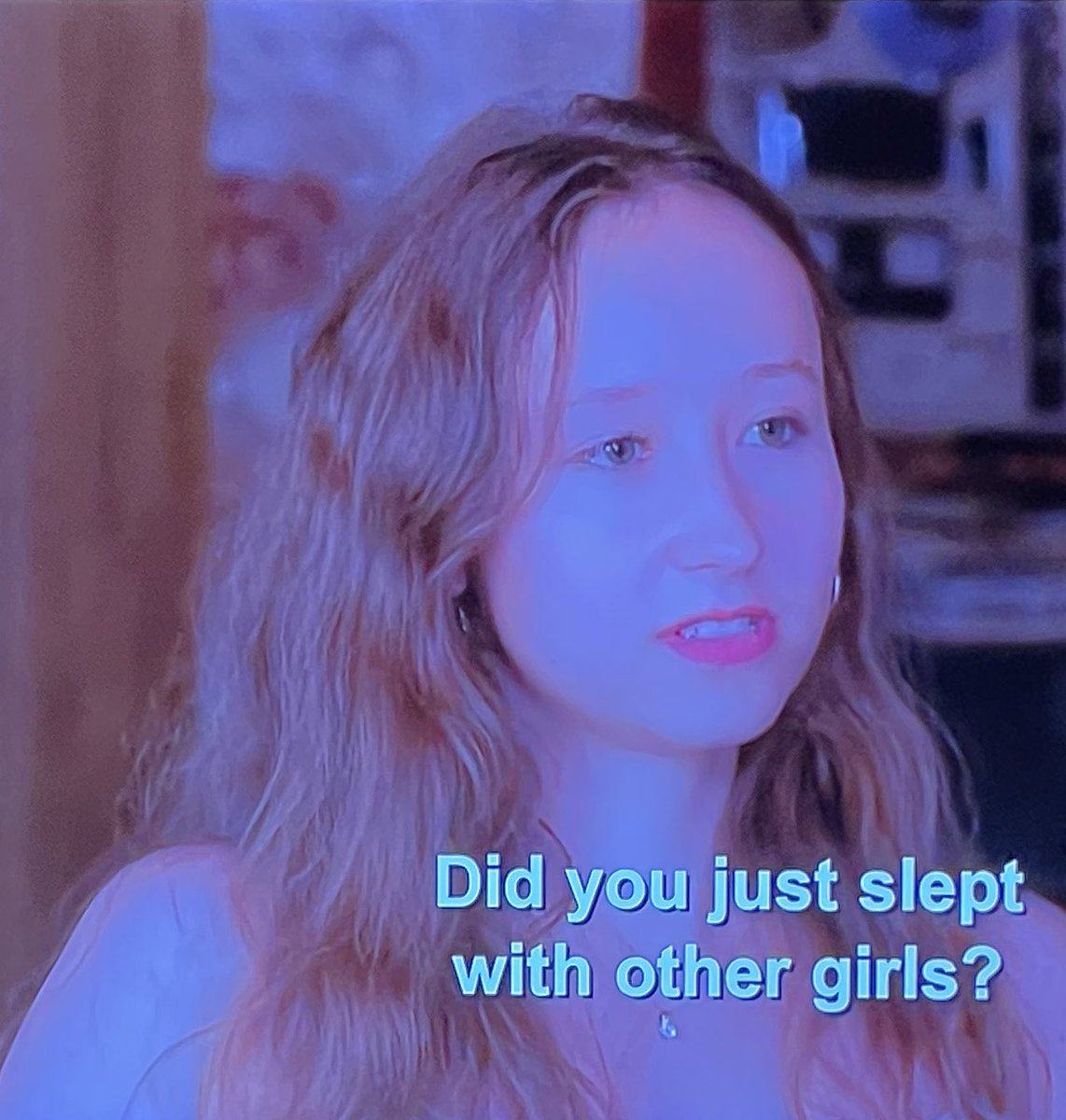 RilkeHousewives's tweet image. Perfect response to being called out for drinking wine! #90DayFiance #90dayfiancetheotherway #90DayTheOtherWay