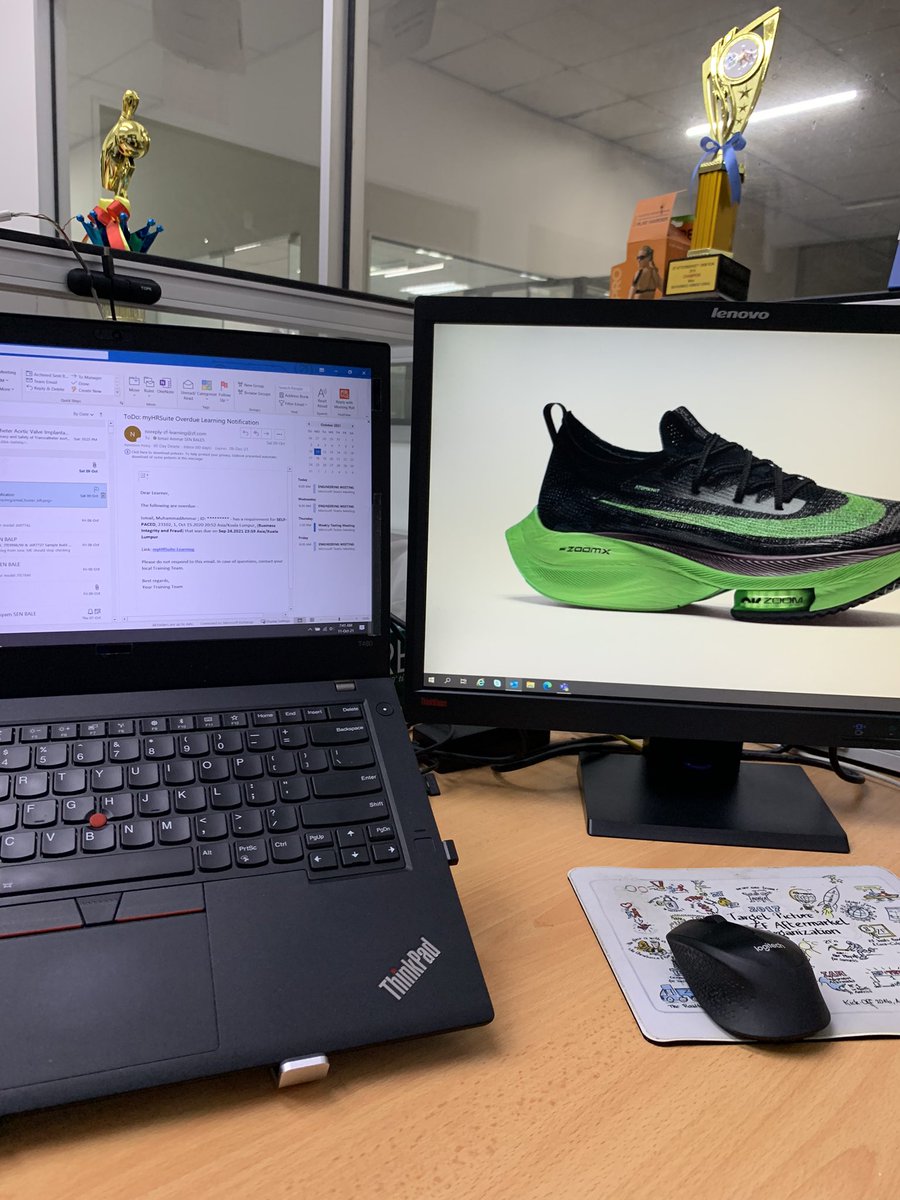 ammar_runner7's tweet photo. Setelah 4 bulan lebih WFH, hari ni kembali ke office. Semoga dipermudahkan segala urusan kita semua 🤲🏻 https://t.co/oypXAlfhTa
