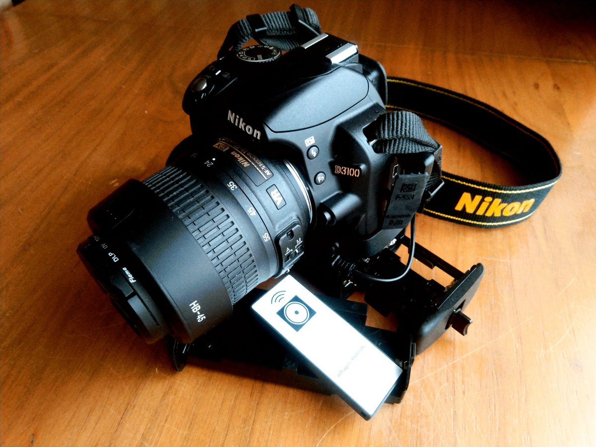 1AlexYxelA1's tweet photo. Батарейный блок для фотоаппарата Andoer MB-D3100 камер Nikon D3100/D3200/D3300/D5300 😎👌Подробнее в блоге👉https://t.co/Sff7xBTJXz
#Andoer #Nikon https://t.co/FtNE1do6ES