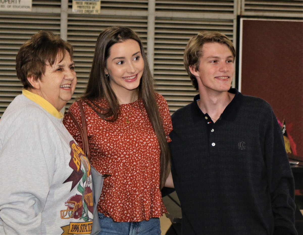 hickoryschools's tweet image. We loved seeing all of these faces last Friday night at the BBQ celebration! Thank you for joining us! @hickoryschools