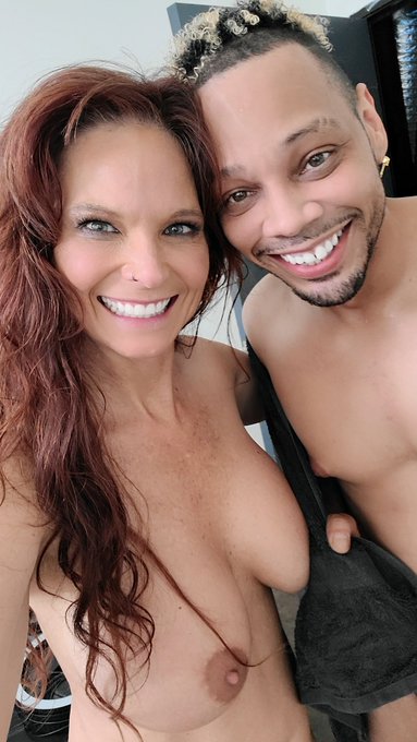 Donny Sins Xxx Featured In @thisis50 @thesource - My self and @syrendemerxxx shooting content yesterday with @chaddiamondx as director 🎬📽 #THESINSOFLA #SINNINANDWINNIN https://t.co/GLaqZfnCHt