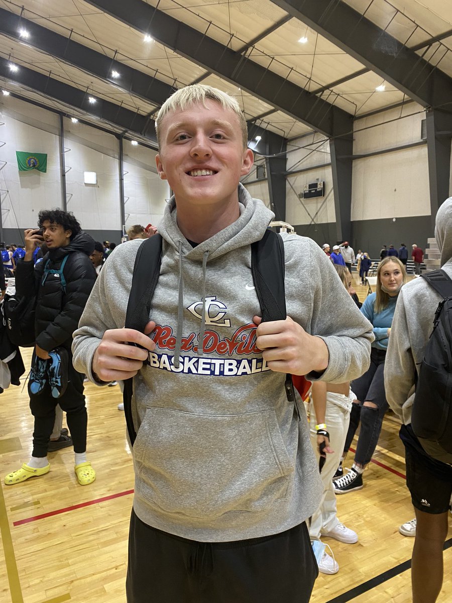 🔵🔴NWAC WATCHLIST🔵🔴
6’8 225 FR. FORWARD - ASHTON HARVEY LOWER COLUMBIA 

☑️ GOOD REBOUNDER
☑️ CAPABLE 3PT SHOOTER
☑️ SOLID ATHLETE
☑️ CAN PASS, DRIBBLE &amp; SHOOT
☑️ MOBILE BIGMAN

<a href="/NWACMBB/">nwaacc.org</a> X <a href="/CoachAllanB/">Allan Brown</a>