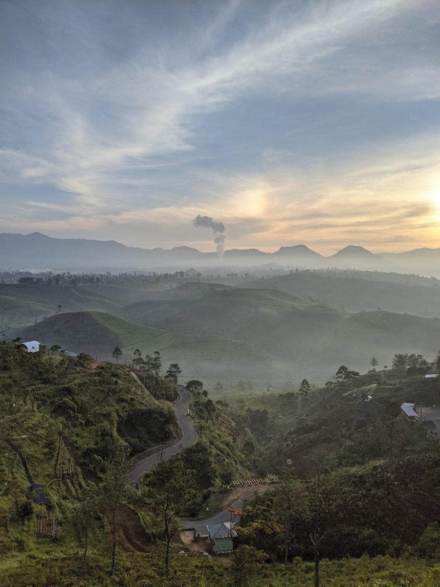 mfahmi182's tweet photo. Short escape
📸 Pixel 3
#cukul #pixel3 #teampixel https://t.co/bD7VhPucQV