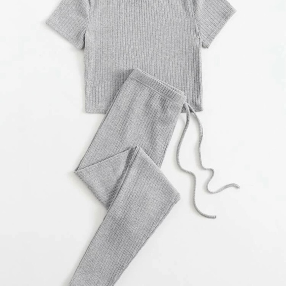 te_andra's tweet image. So good I had to share! Check out all the items I'm loving on @Poshmarkapp #poshmark #fashion #style #shopmycloset #lululemonathletica #shein: posh.mk/p3C7yN6Sfkb
