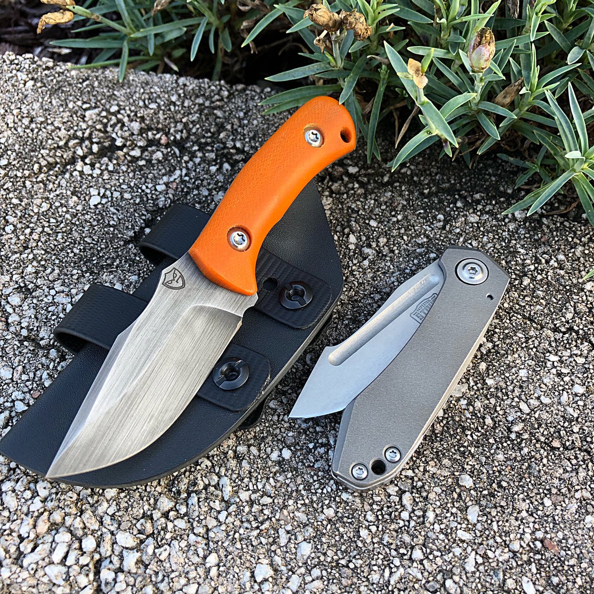 KevinCo55931013's tweet photo. Sunday’s carry:-)
#garciabladeworks
#microharrow
#stoutknifeandtool
#slickleg https://t.co/kqxftRhtv7