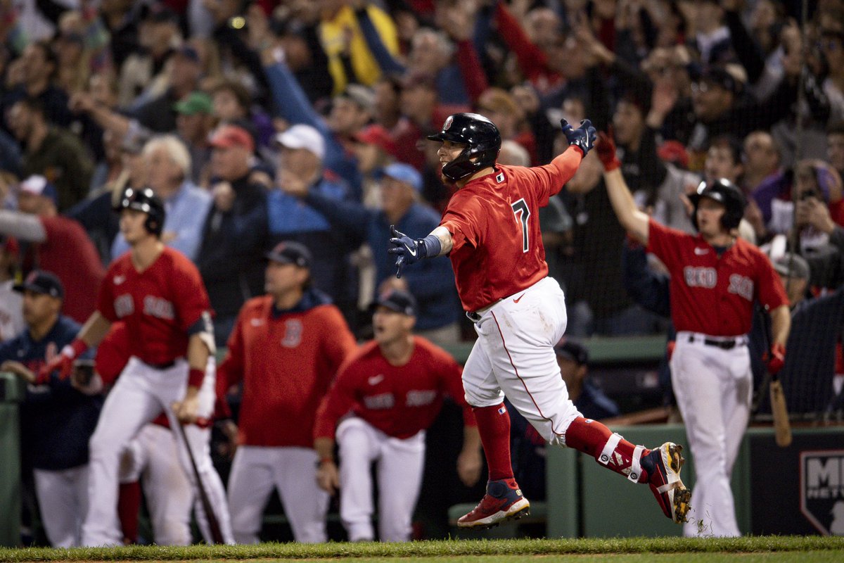 RedSox's tweet photo. Walk it off, Christian 💣 https://t.co/wAOf4eGSsC