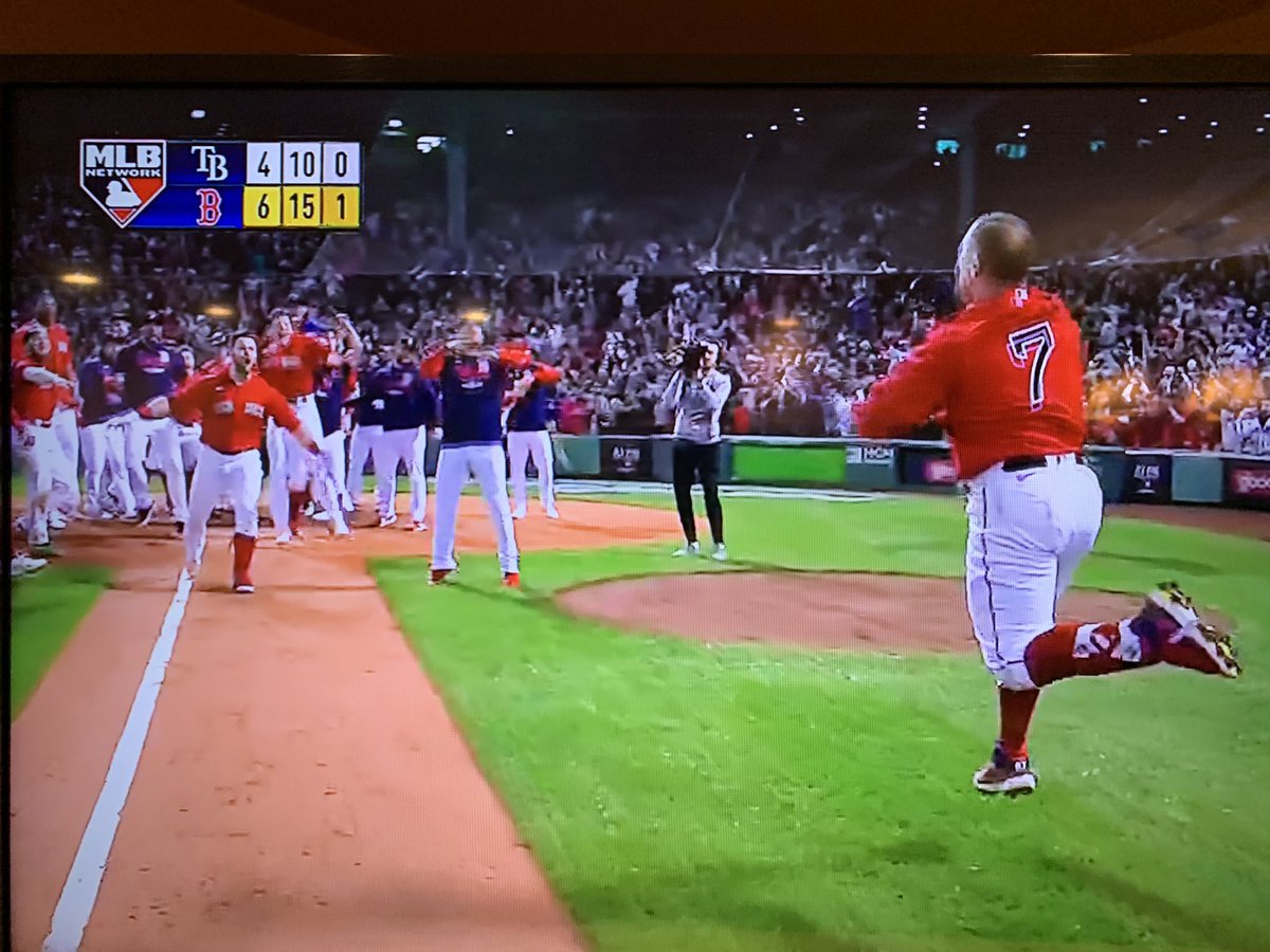 JohnSconyers's tweet photo. Thereโs no place like Fenway in October! Marathon magic tomorrow! #RedSox #WalkoffMagic #Fenway https://t.co/TfNMSZ9o0o