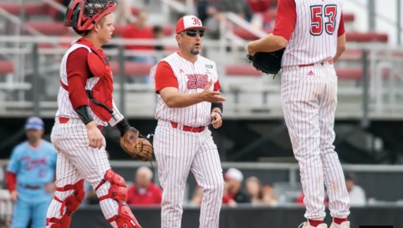 BMoody_14's tweet image. I’d like to announce my commitment to the University of Louisiana to further my athletic and academic career! This opportunity wouldn’t be possible without God, family, and the coaches that took a chance on me!
Let’s finish our legacy in E-Town!🐅
Geaux Cajuns🤟🏼🌶
@RaginCajunsBSB